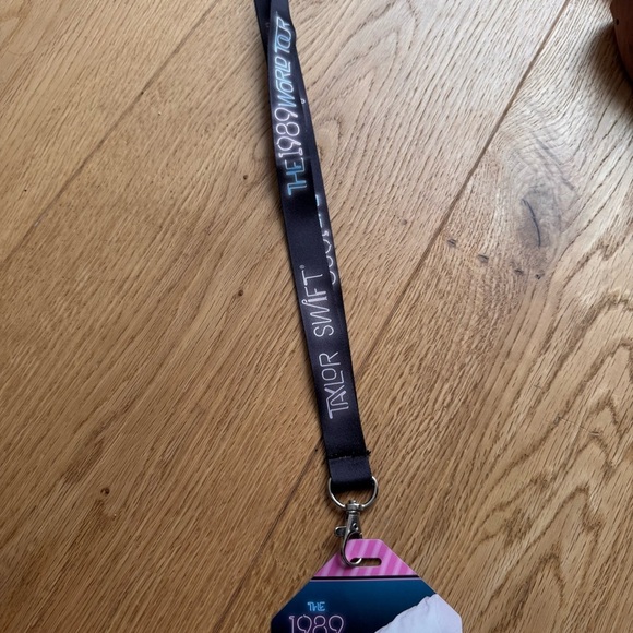 Taylor Swift 1989 VIP World Tour Lanyard Official - 3d material - Picture 3 of 6